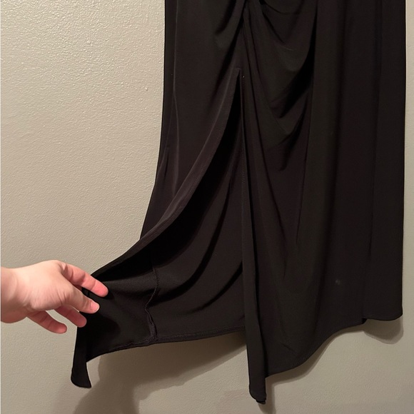 NWT Taylor Sz 12 Black Halter High Slit Maxi Dress! - Picture 6 of 15